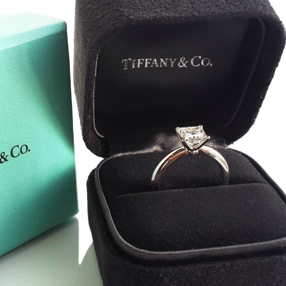 1Ct 6mm Princess Cut Solitaire Ring VVS1 Lab Diamond - Picture 3 of 17